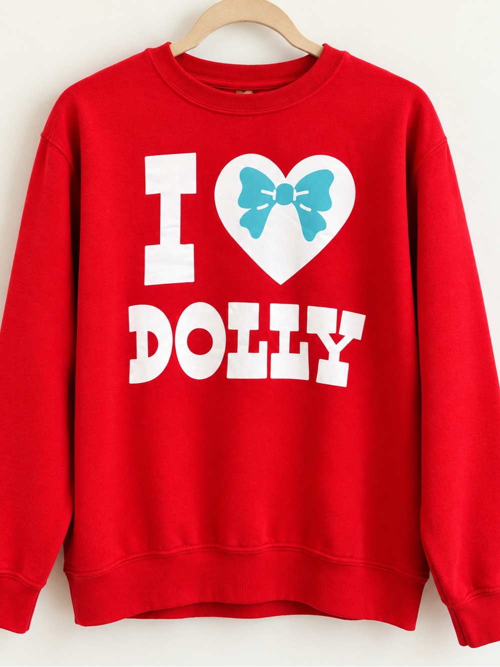 Dolly Parton I Love Dolly Red Graphic Crewneck Sweatshirt Women’s Medium